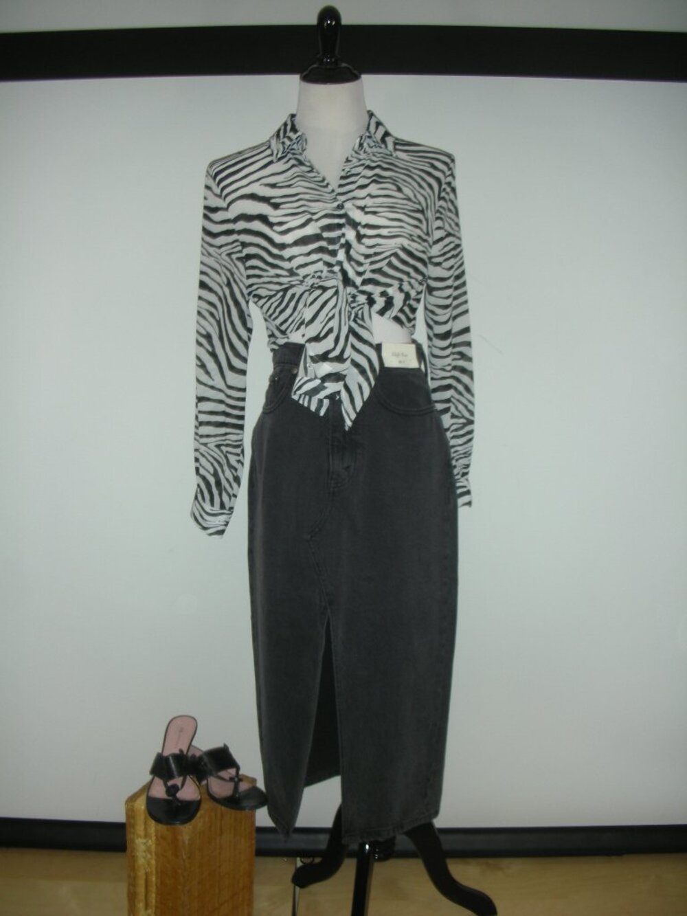 Abercrombie & Fitch High Rise Black Denim Maxi Skirt NWT Size 26 Y2K Stretch